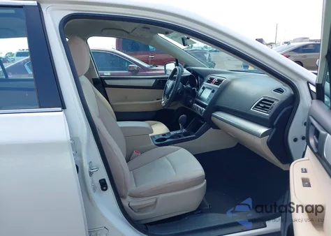 2017 Subaru Outback 2.5I z USA, uszkodzony, nr VIN 4S4BSAAC5H3432848